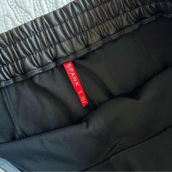 SPANX - Leather-Like Jogger - Black - Picture 6 of 13